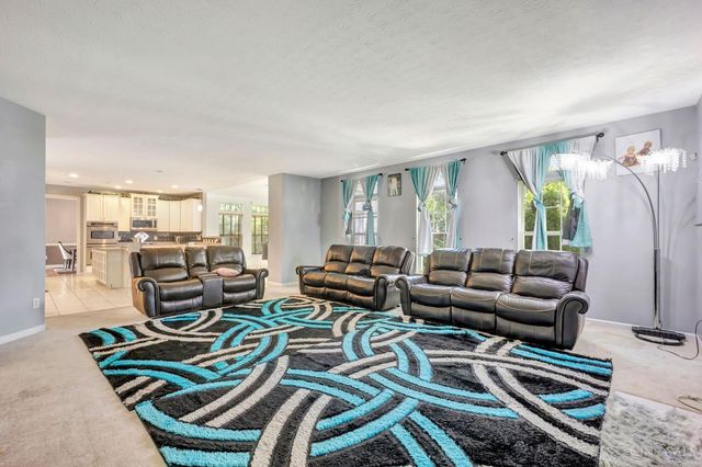 6929 Creekside Way, Fairfield Twp, OH 45011