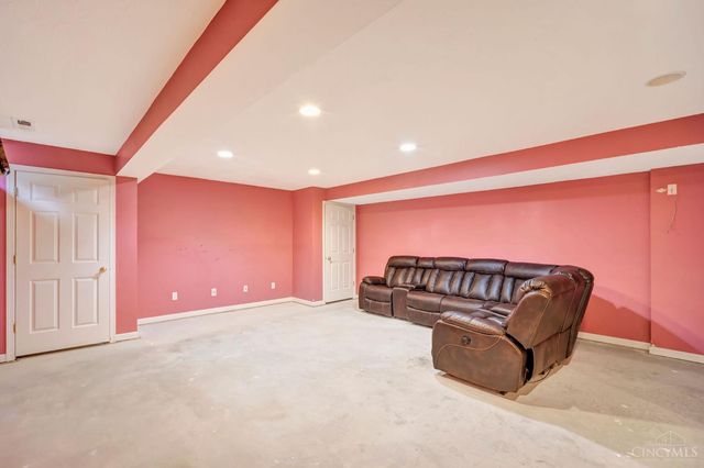 6929 Creekside Way, Fairfield Twp, OH 45011