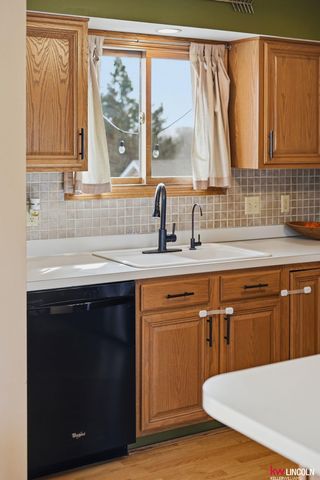 2516 NW 55Th Street, Lincoln, NE 68524