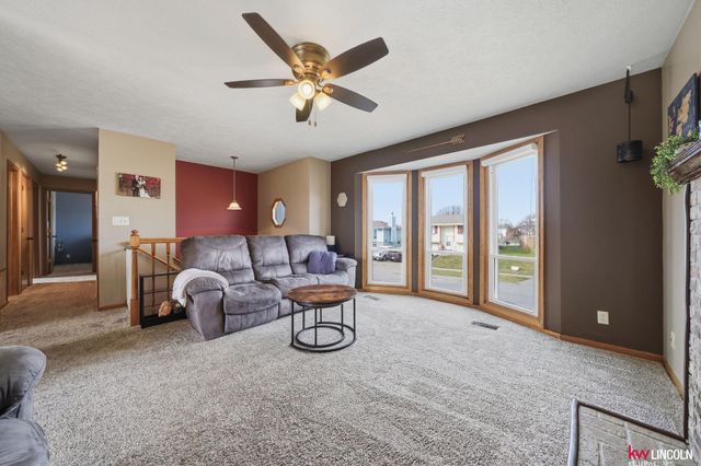 2516 NW 55Th Street, Lincoln, NE 68524