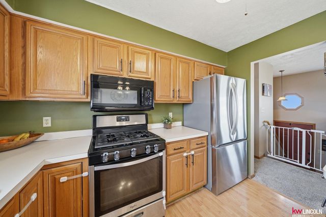 2516 NW 55Th Street, Lincoln, NE 68524