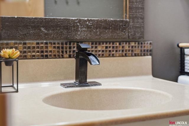 2516 NW 55Th Street, Lincoln, NE 68524