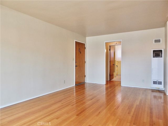 1724 E 1st Street 9, Long Beach, CA 90802