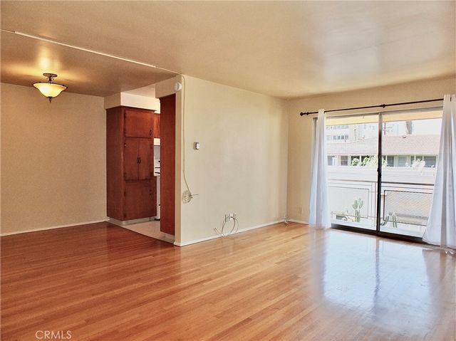 1724 E 1st Street 9, Long Beach, CA 90802