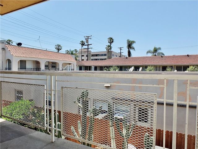 1724 E 1st Street 9, Long Beach, CA 90802