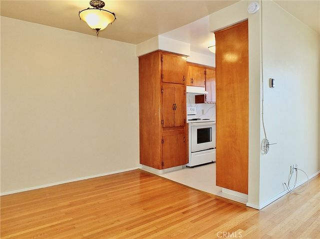 1724 E 1st Street 9, Long Beach, CA 90802