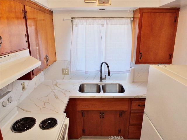 1724 E 1st Street 9, Long Beach, CA 90802