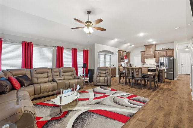 4204 Snowberry Lane, Crowley, TX 76036
