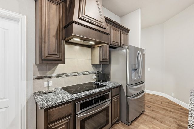 4204 Snowberry Lane, Crowley, TX 76036