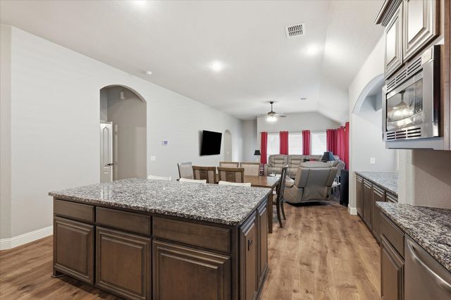 4204 Snowberry Lane, Crowley, TX 76036