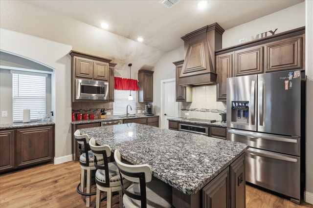 4204 Snowberry Lane, Crowley, TX 76036