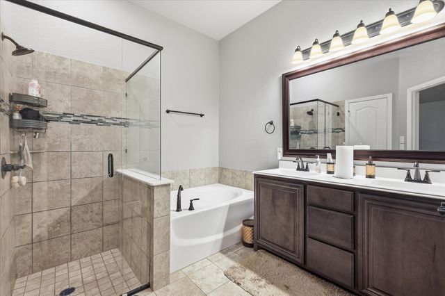 4204 Snowberry Lane, Crowley, TX 76036