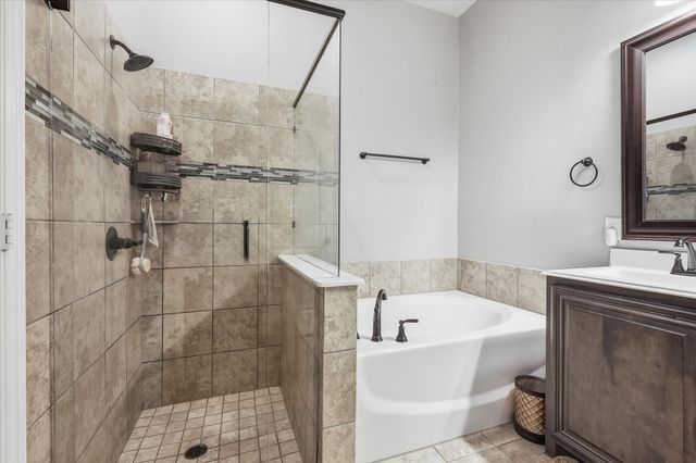 4204 Snowberry Lane, Crowley, TX 76036
