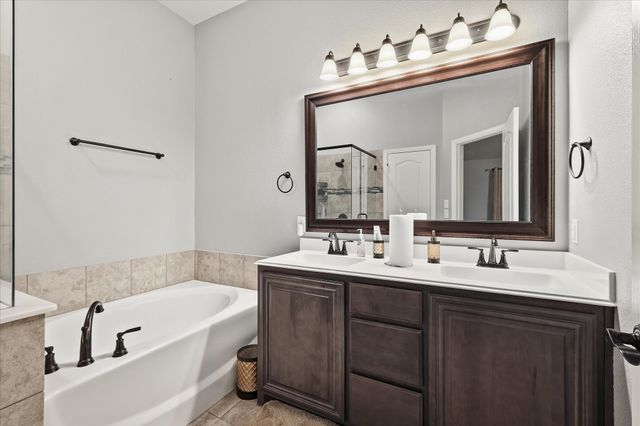 4204 Snowberry Lane, Crowley, TX 76036