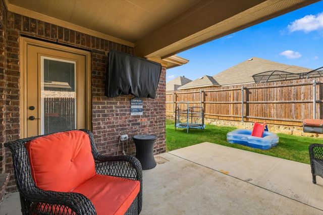 4204 Snowberry Lane, Crowley, TX 76036
