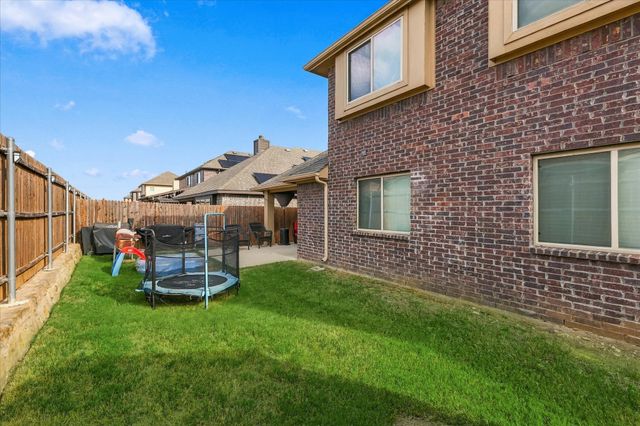 4204 Snowberry Lane, Crowley, TX 76036