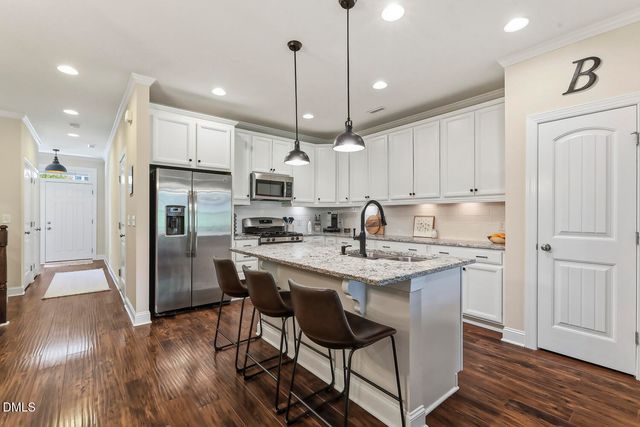 104 Secret Grove Lane, Holly Springs, NC 27540