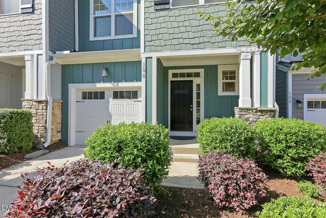 104 Secret Grove Lane, Holly Springs, NC 27540