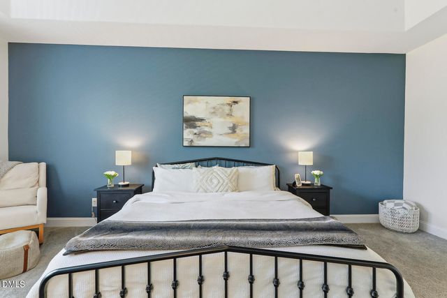 104 Secret Grove Lane, Holly Springs, NC 27540