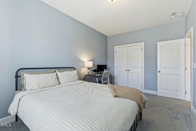 104 Secret Grove Lane, Holly Springs, NC 27540