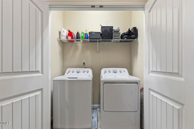 104 Secret Grove Lane, Holly Springs, NC 27540