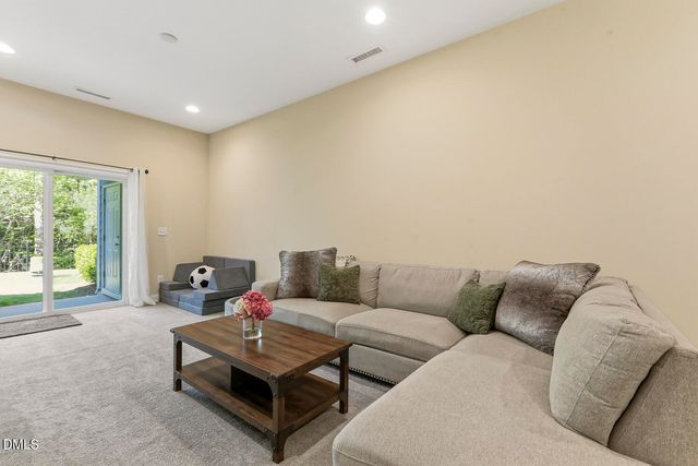 104 Secret Grove Lane, Holly Springs, NC 27540