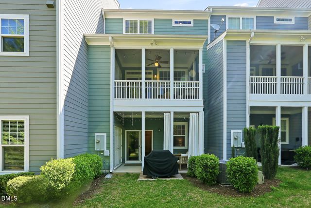 104 Secret Grove Lane, Holly Springs, NC 27540