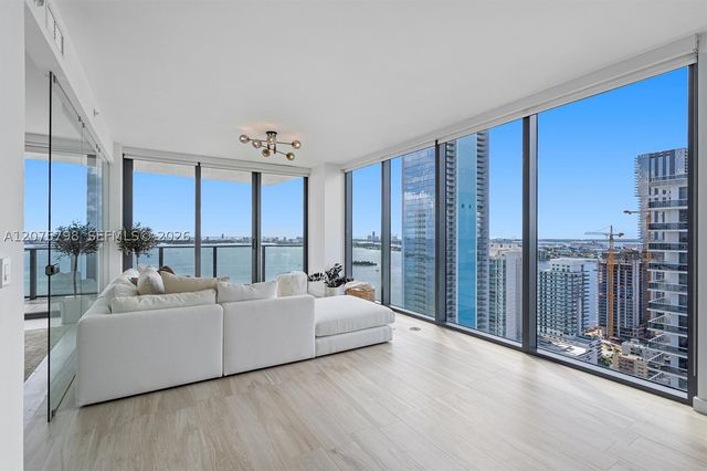 460 NE 28th St 3508, Miami, FL 33137