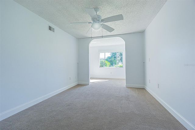 4595 CHANCELLOR STREET NE 109, St Petersburg, FL 33703