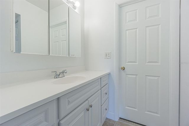 4595 CHANCELLOR STREET NE 109, St Petersburg, FL 33703