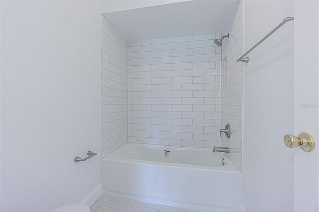 4595 CHANCELLOR STREET NE 109, St Petersburg, FL 33703