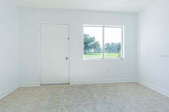4595 CHANCELLOR STREET NE 109, St Petersburg, FL 33703