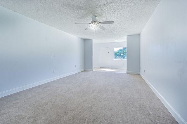 4595 CHANCELLOR STREET NE 109, St Petersburg, FL 33703