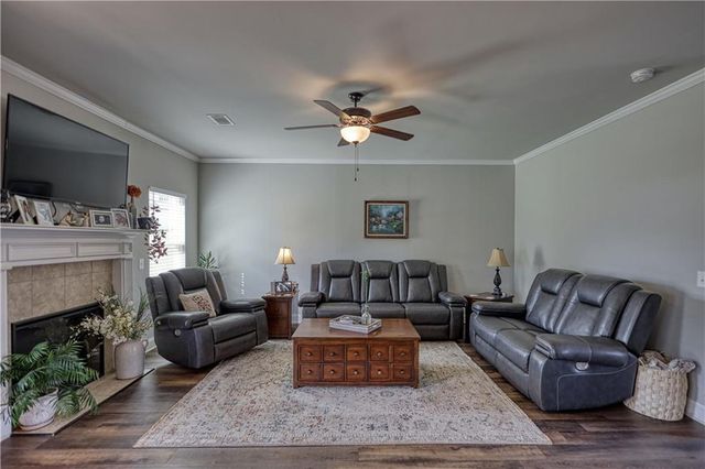 452 Trousseau Lane, Mcdonough, GA 30252