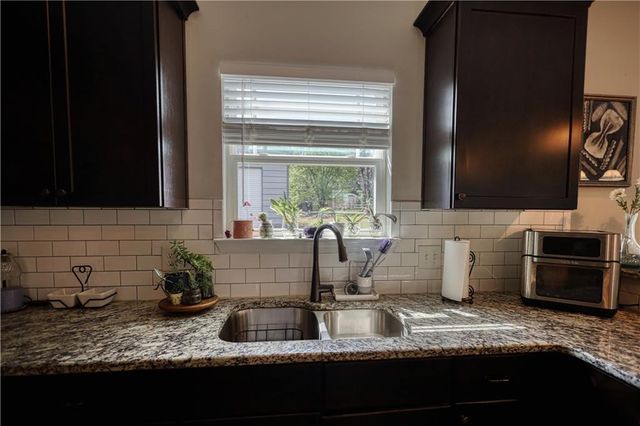 452 Trousseau Lane, Mcdonough, GA 30252