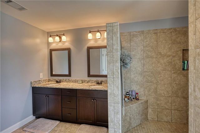 452 Trousseau Lane, Mcdonough, GA 30252