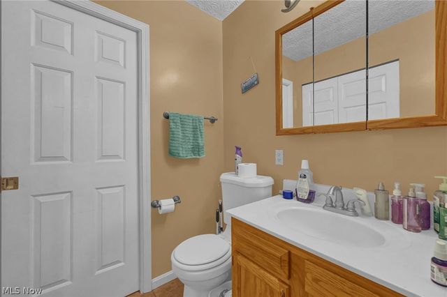 685 W Lake Street, Ravenna, OH 44266