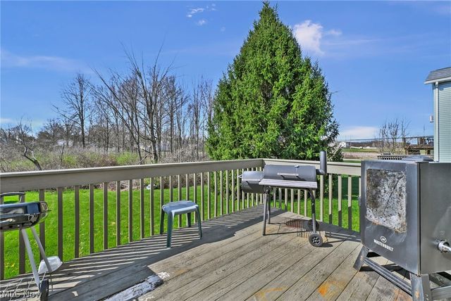 685 W Lake Street, Ravenna, OH 44266