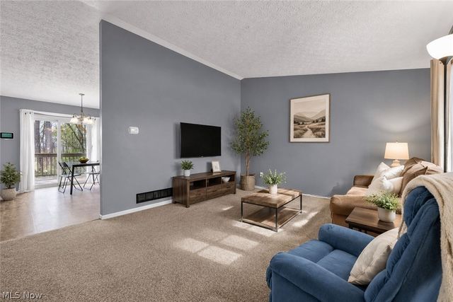 685 W Lake Street, Ravenna, OH 44266