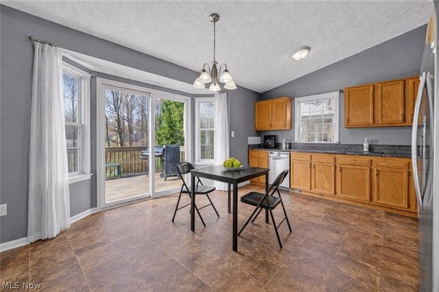 685 W Lake Street, Ravenna, OH 44266