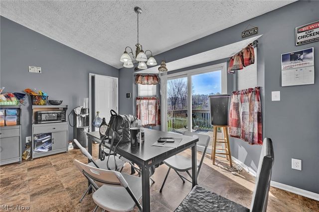 685 W Lake Street, Ravenna, OH 44266