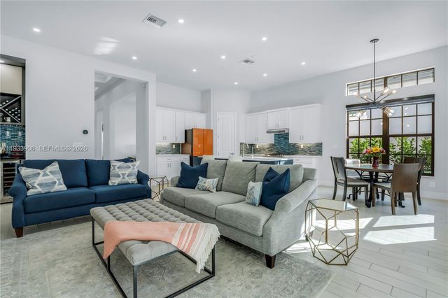 8149 Liberty Way, Parkland, FL 33067