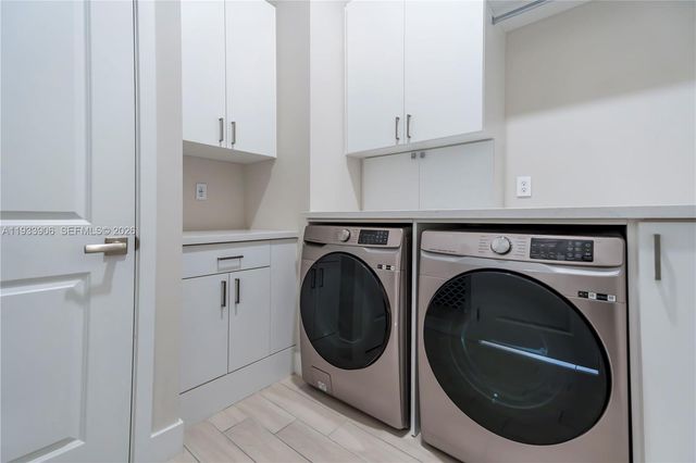 8149 Liberty Way, Parkland, FL 33067