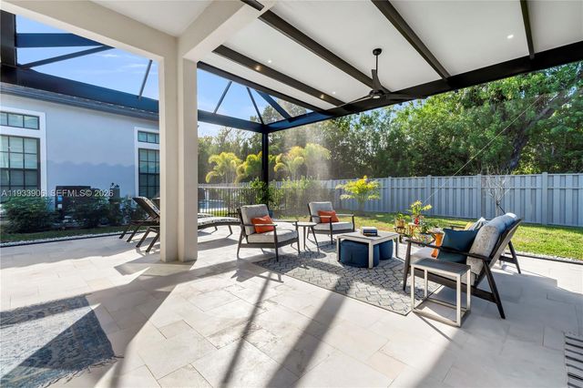 8149 Liberty Way, Parkland, FL 33067