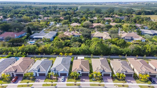 8149 Liberty Way, Parkland, FL 33067