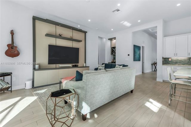 8149 Liberty Way, Parkland, FL 33067