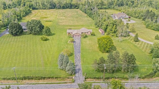 86 Peck Road, Greece, NY 14468