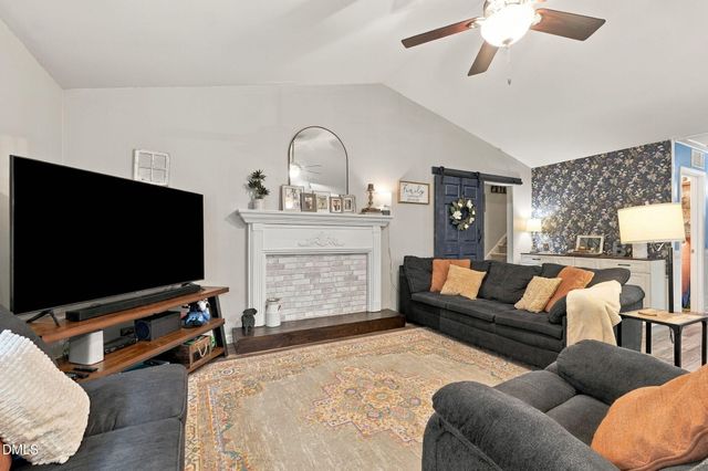 115 Goldenrod Court, Burlington, NC 27215