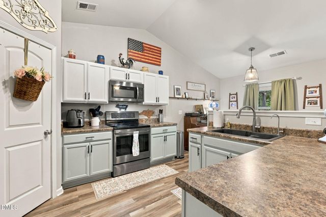 115 Goldenrod Court, Burlington, NC 27215