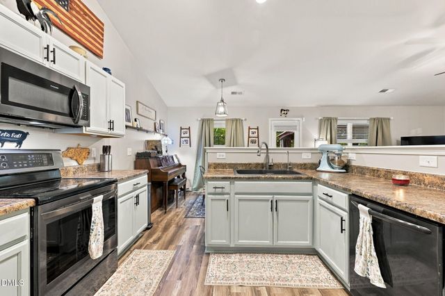 115 Goldenrod Court, Burlington, NC 27215